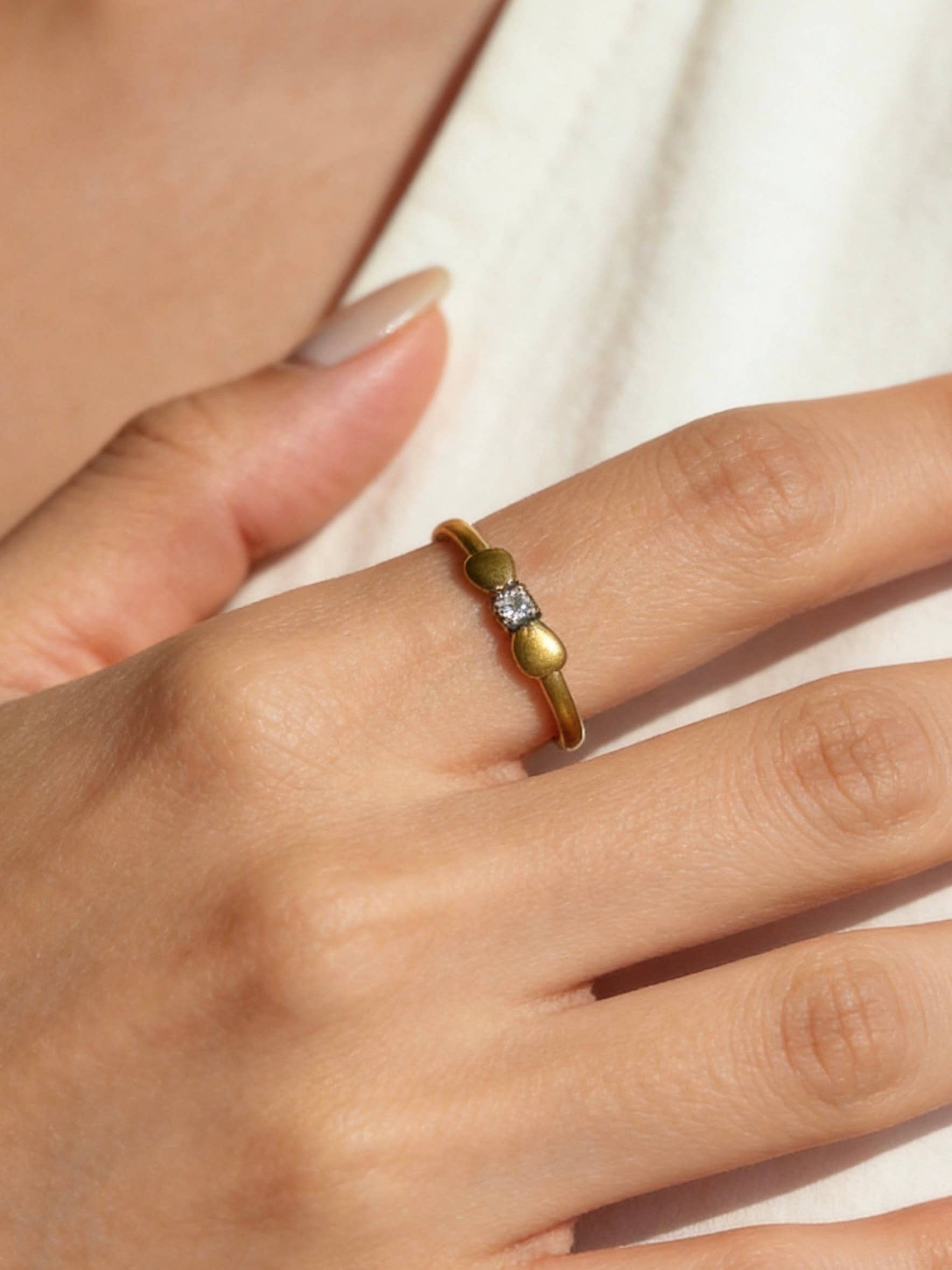 BOUCLE DORÉE - BAGUE AJUSTABLE - AUREA