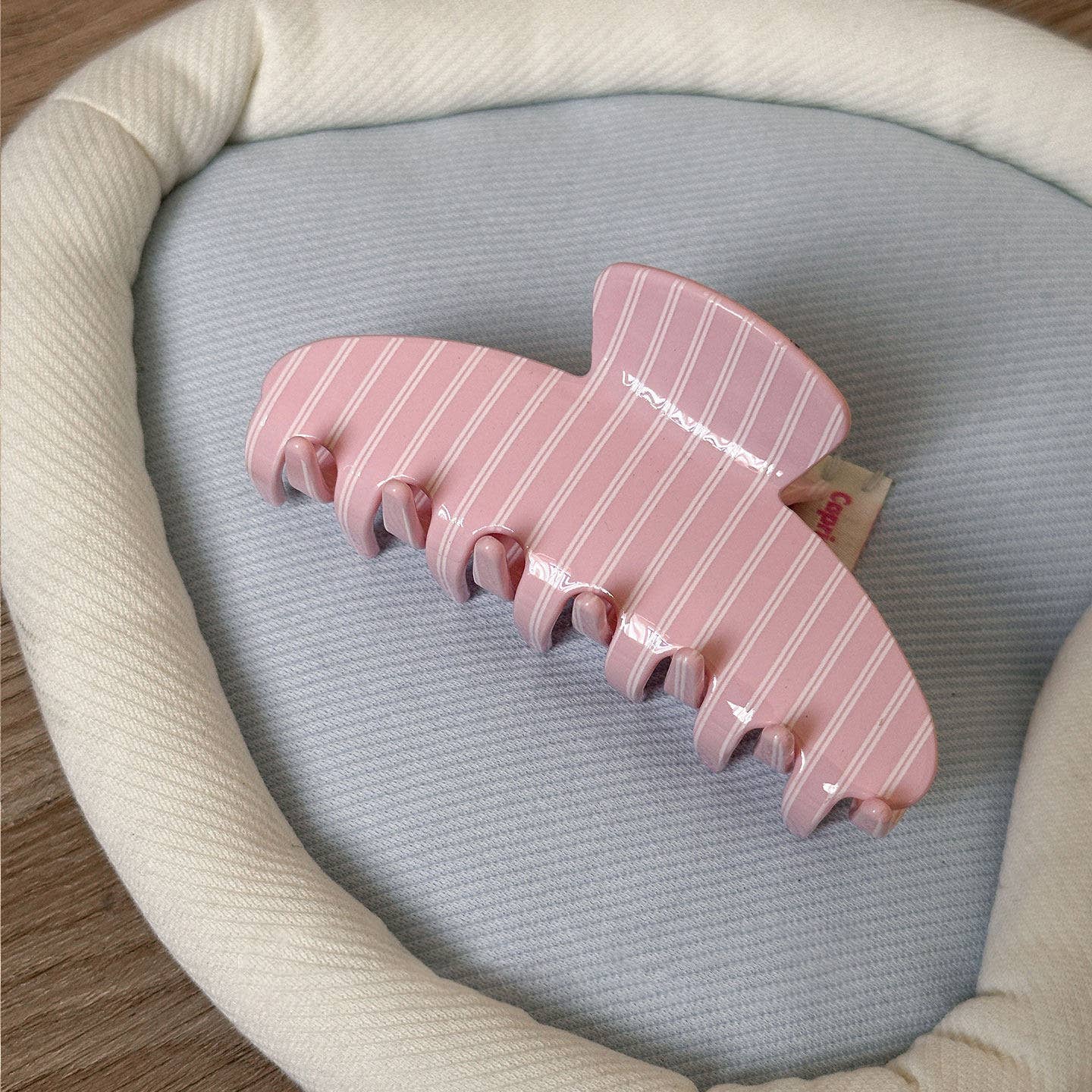 PINCE CHEVEUX - STRIPED SHARK - LADY JUNE