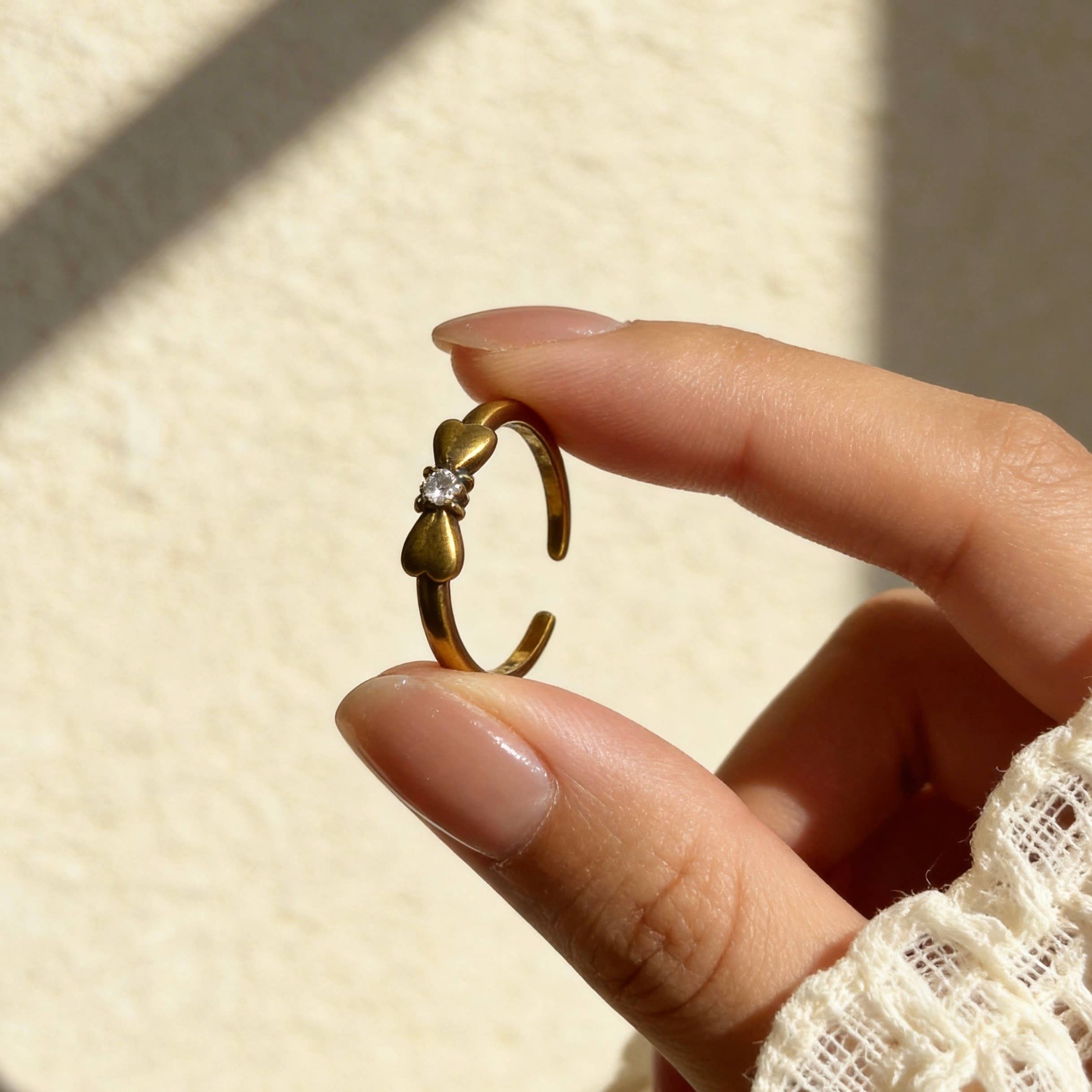BOUCLE DORÉE - BAGUE AJUSTABLE - AUREA