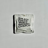 SKATE DECK WALL MOUNT DISPLAY - CROCHET MURALE POUR SKATE