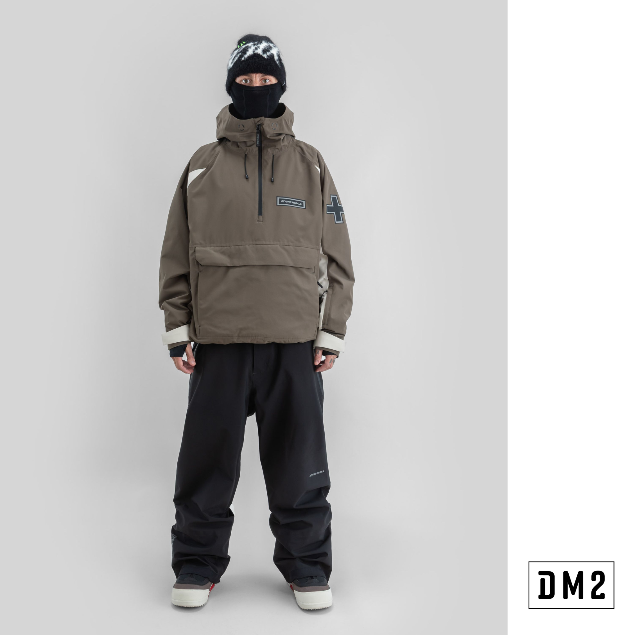 RETRO ANORAK - BEYOND MEDALS - BRUN