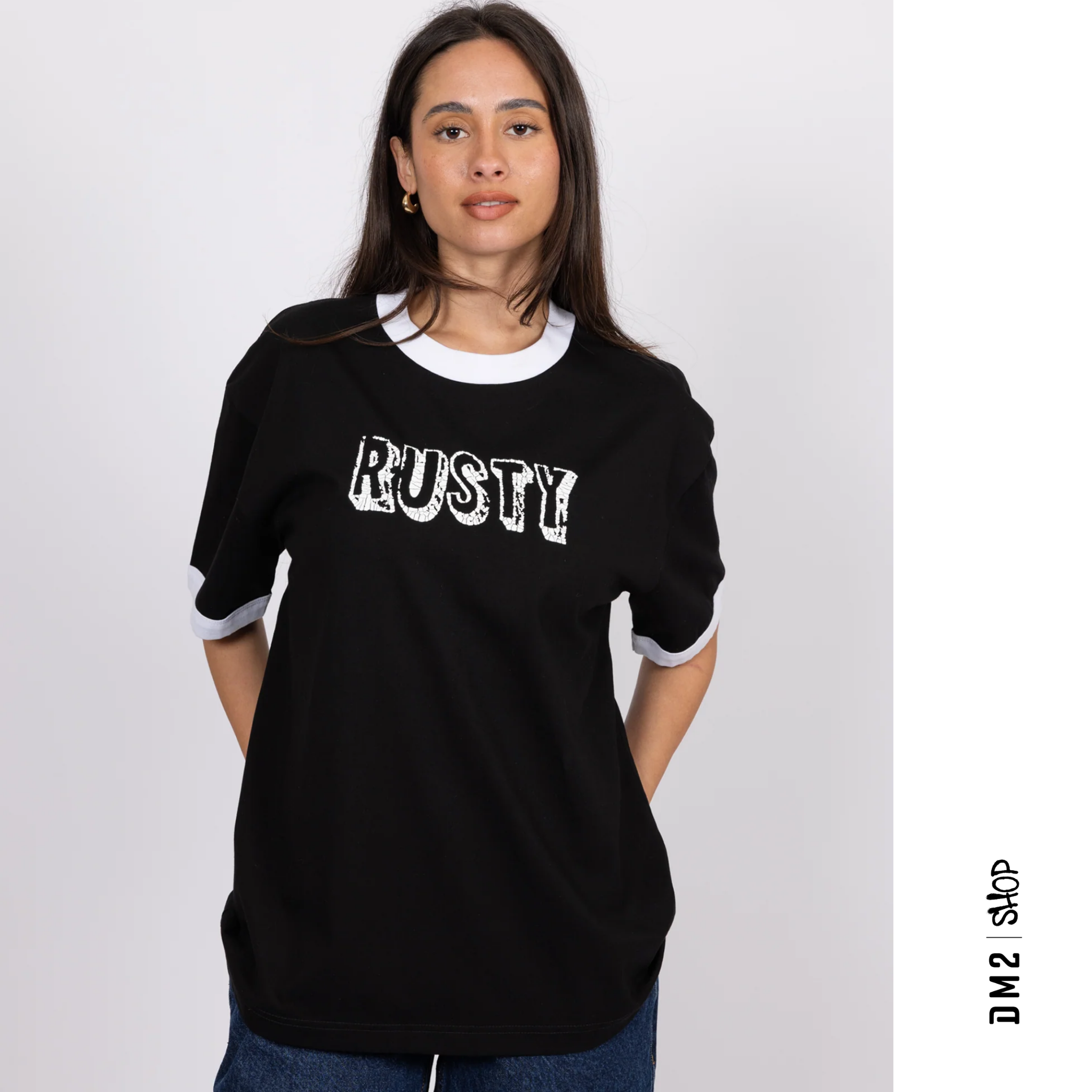 t-shirt-femme-retro-boyfriend-noir-rusty-dm2-ho25
