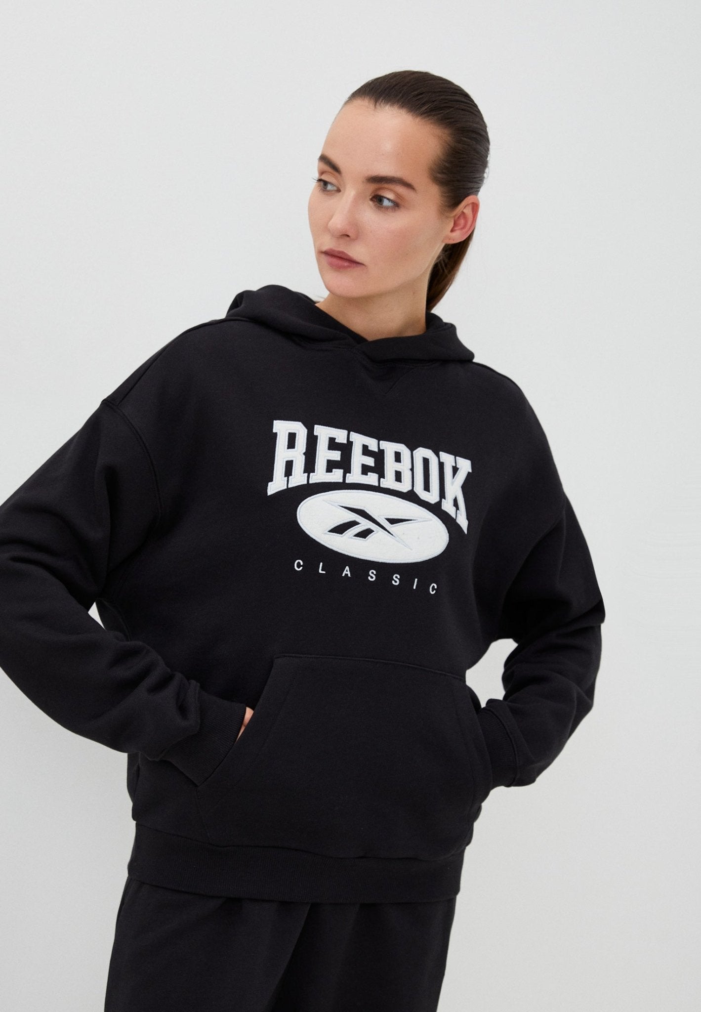 HOOD FEMME CLASSIC BIG LOGO NOIR REEBOK - DM2 SHOP