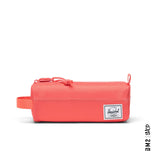 ETUI À CRAYON SETTLEMENT YOUTH, HERSCHEL (3 couleurs) - DM2 SHOP