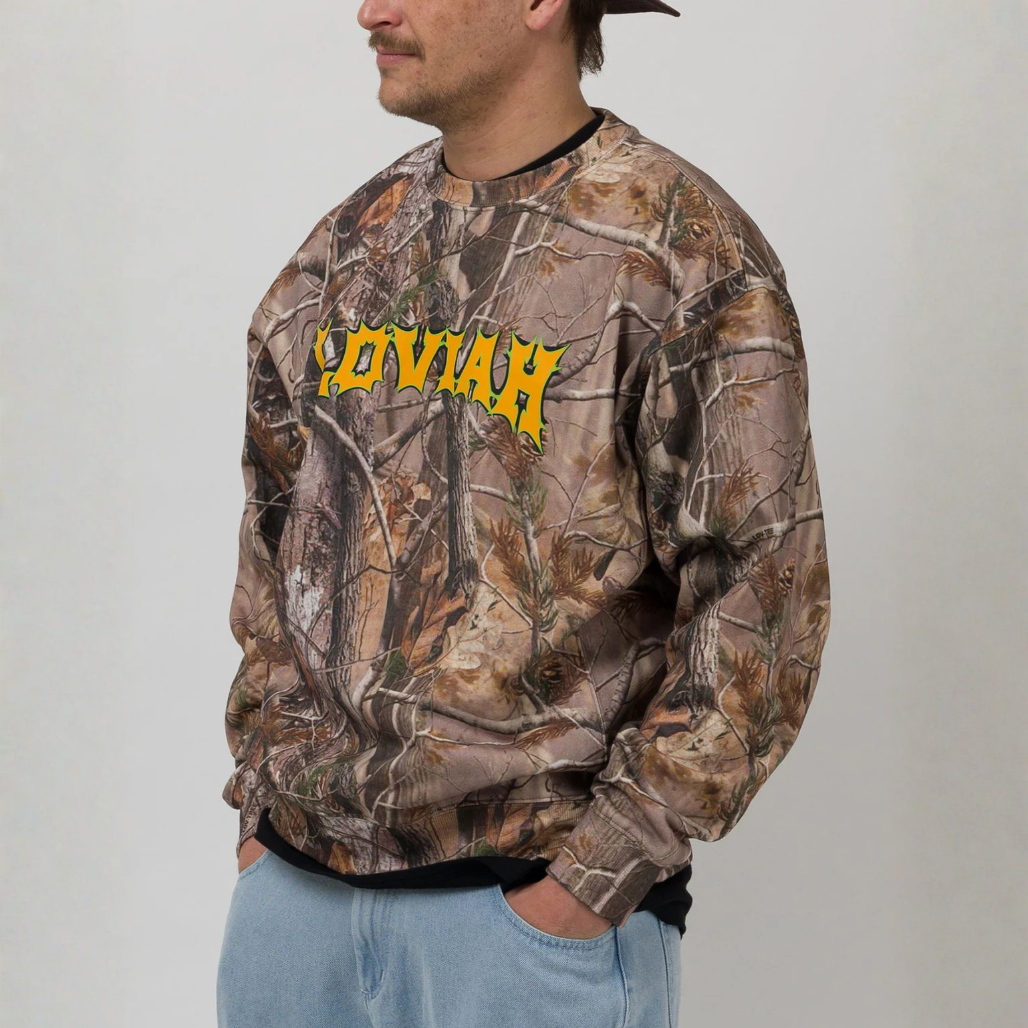 spiky-camo-crewneck-homme-loviah-dm2-h5-1