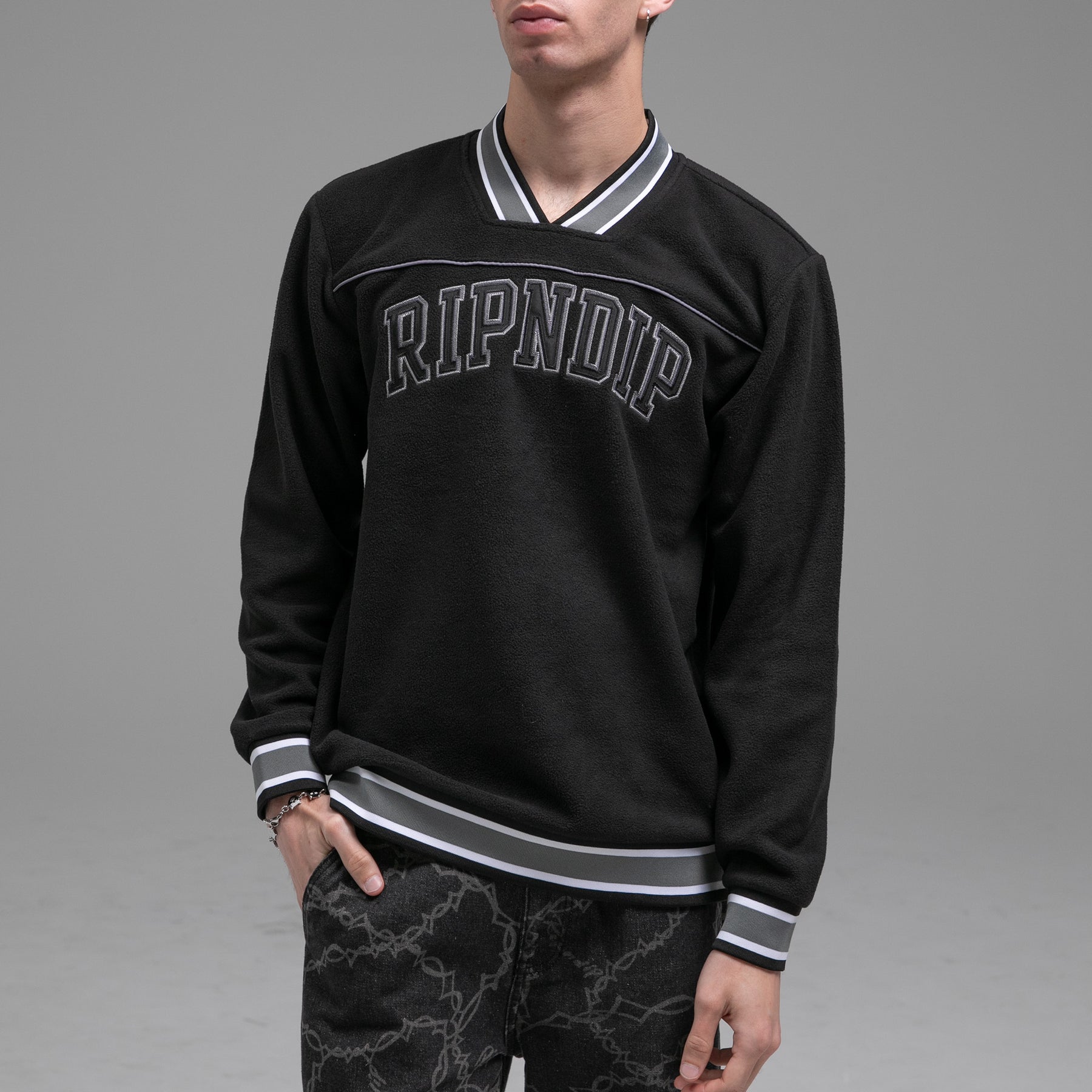 CREWNECK POLAR TEAM SPIRIT NOIR - DM2 SHOP