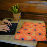 Helio Ferretti - Housse matelassée orange à motif floral pour ordinateur portable Helio Ferretti