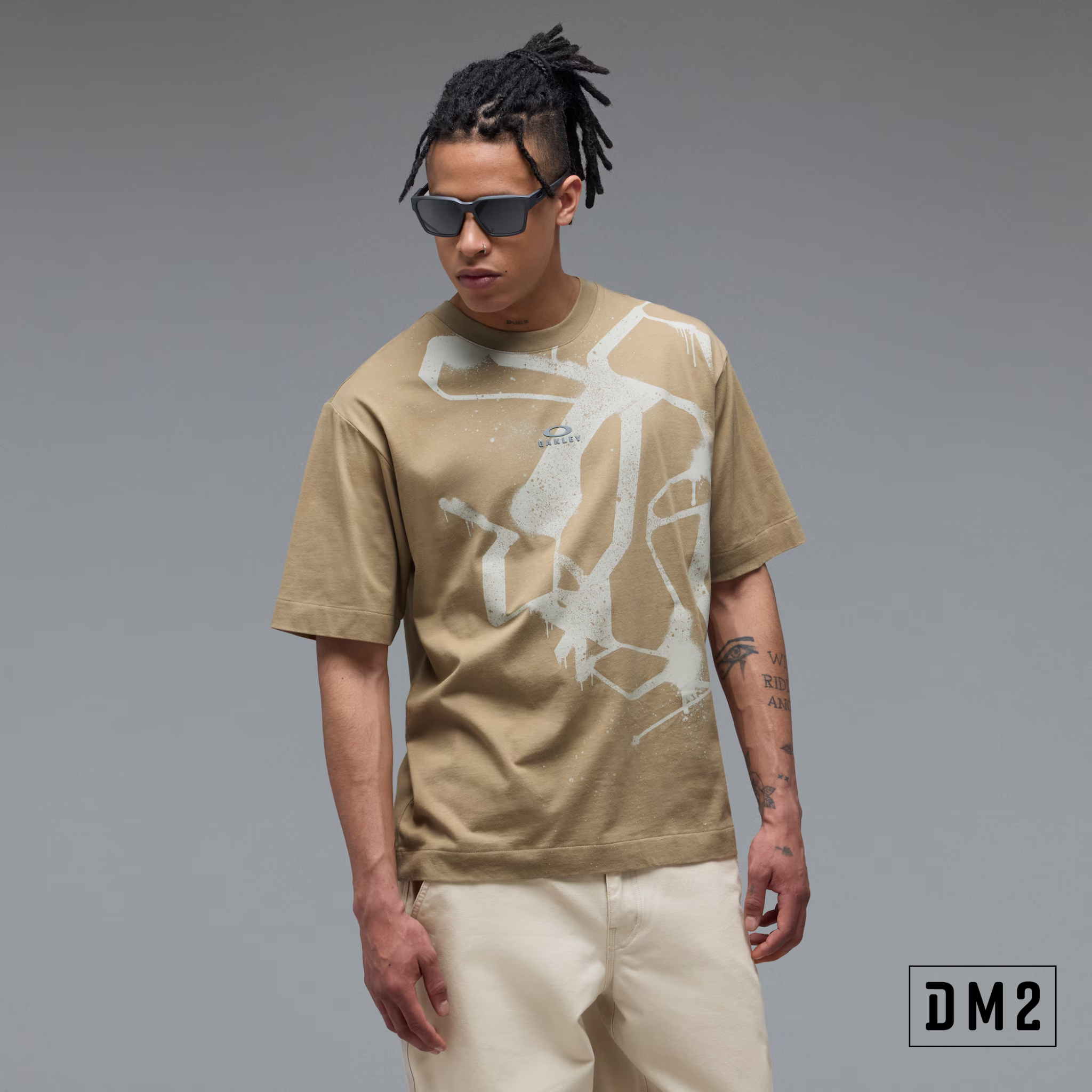 graffiti-camo-t-shirt-homme-oakley-DM2