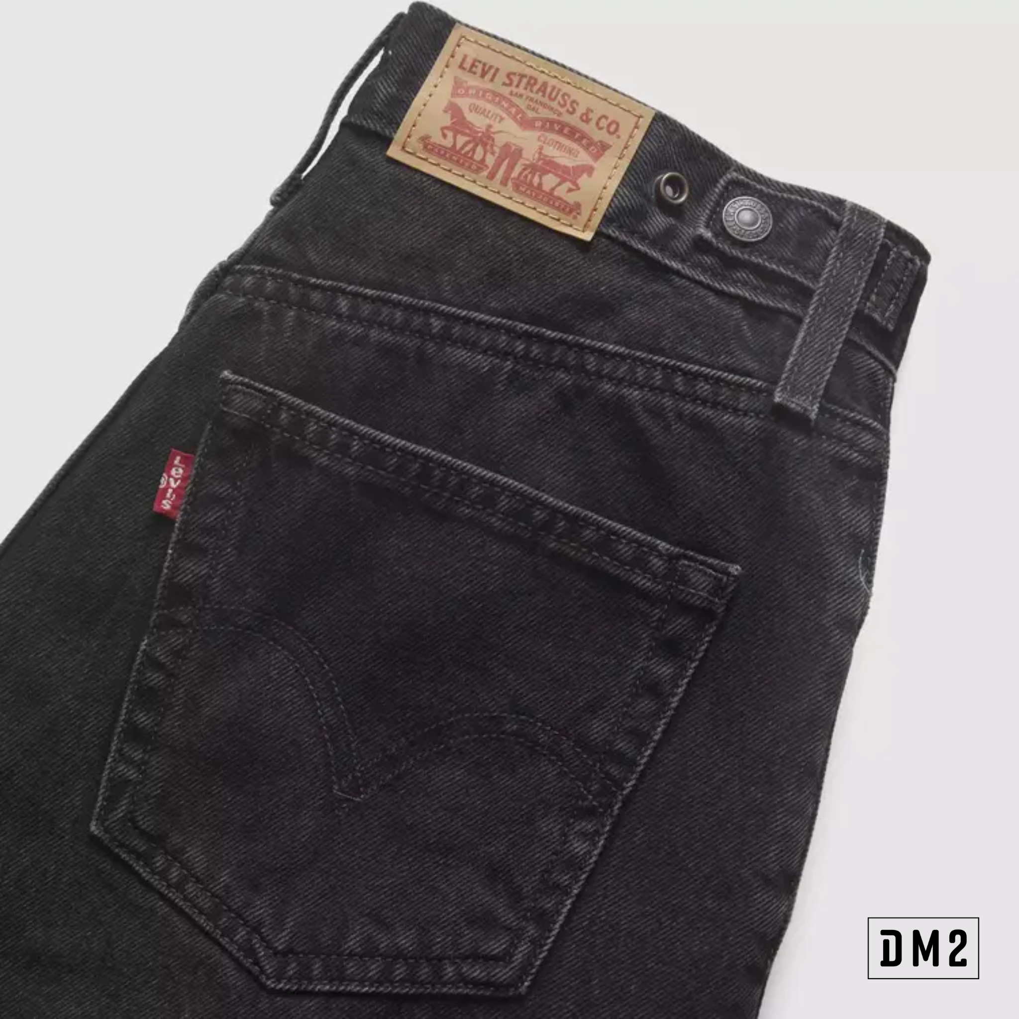 levis-cinch-mid-tight-short-femme-noir-DM2-P6