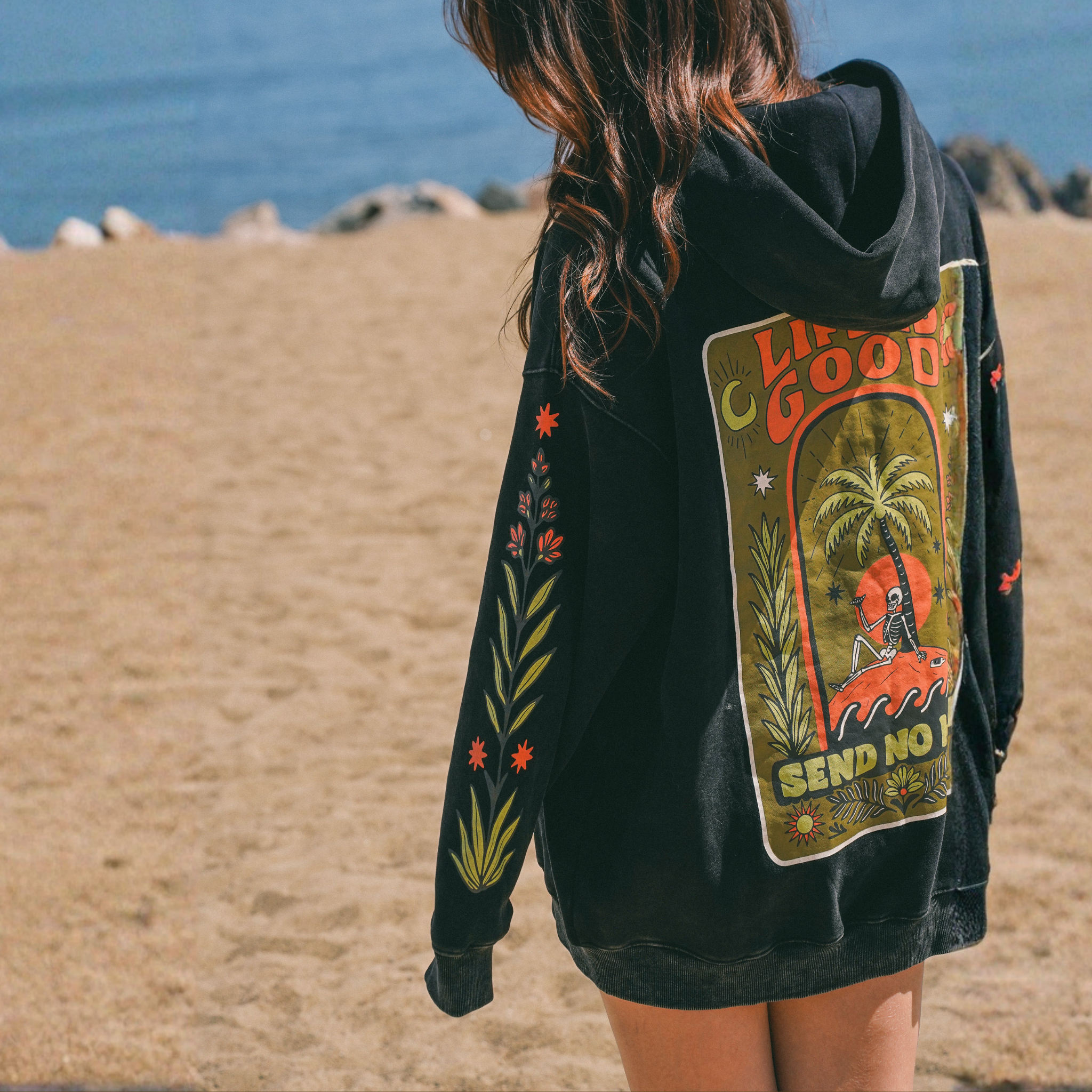 notice-the-reckless-hoodie-femme-send-no-help-dm2