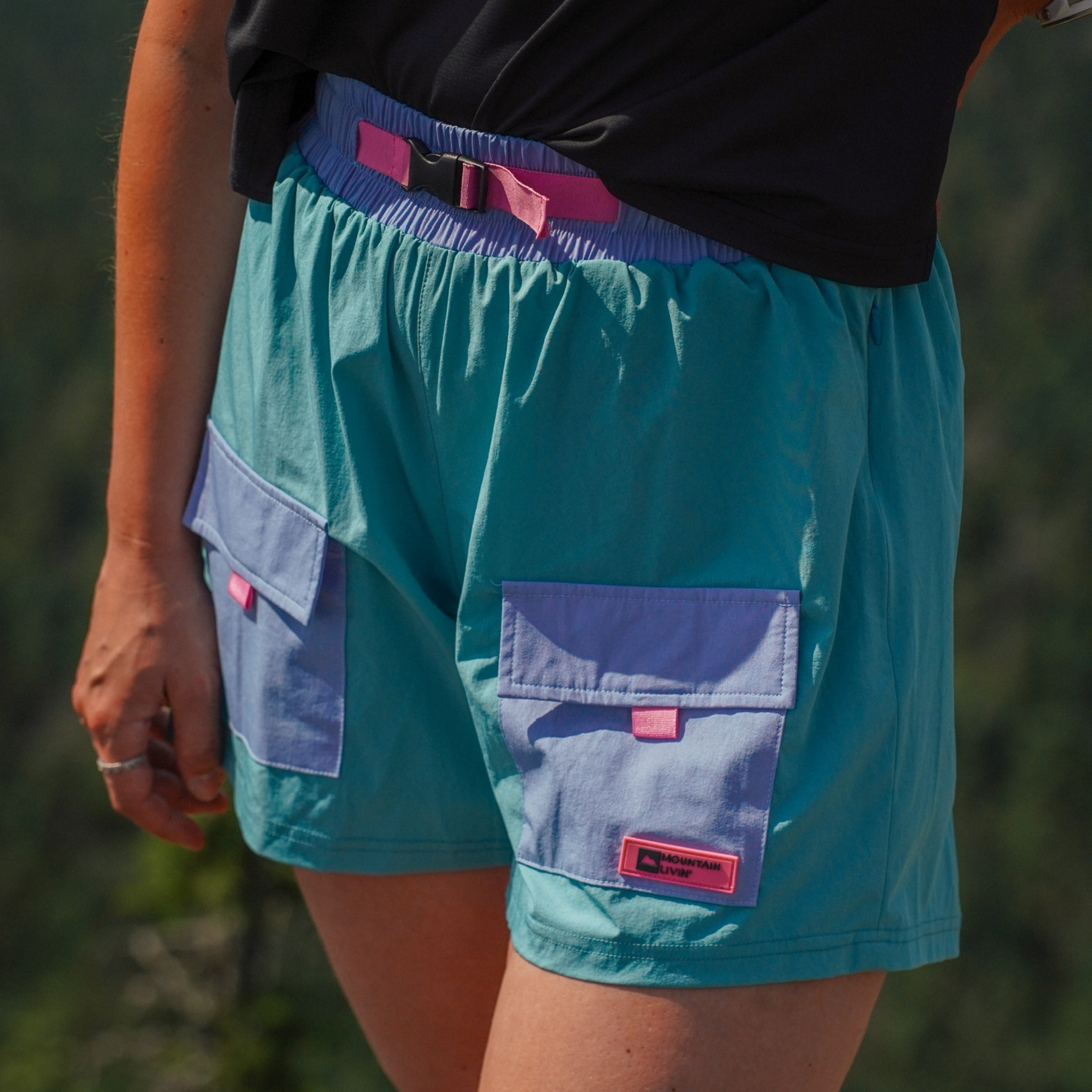 notice-the-reckless-short-femme-highland-trek-DM2-S6
