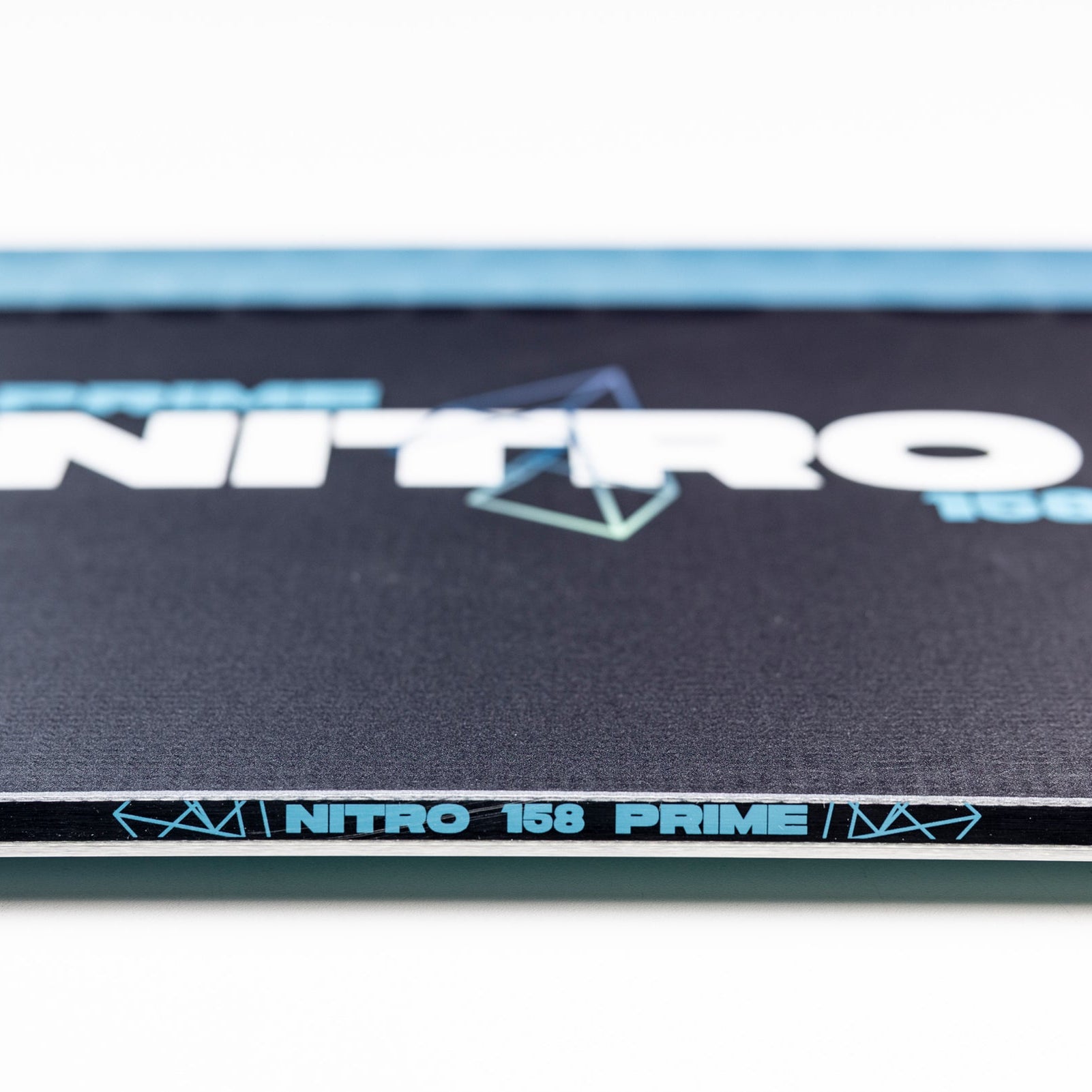 prime-chroma-nitro-snowboard-dm2