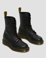 DR.MARTENS BOTTILLONS FEMME 1490 BLACK VIRIGINIA - DM2 SHOP