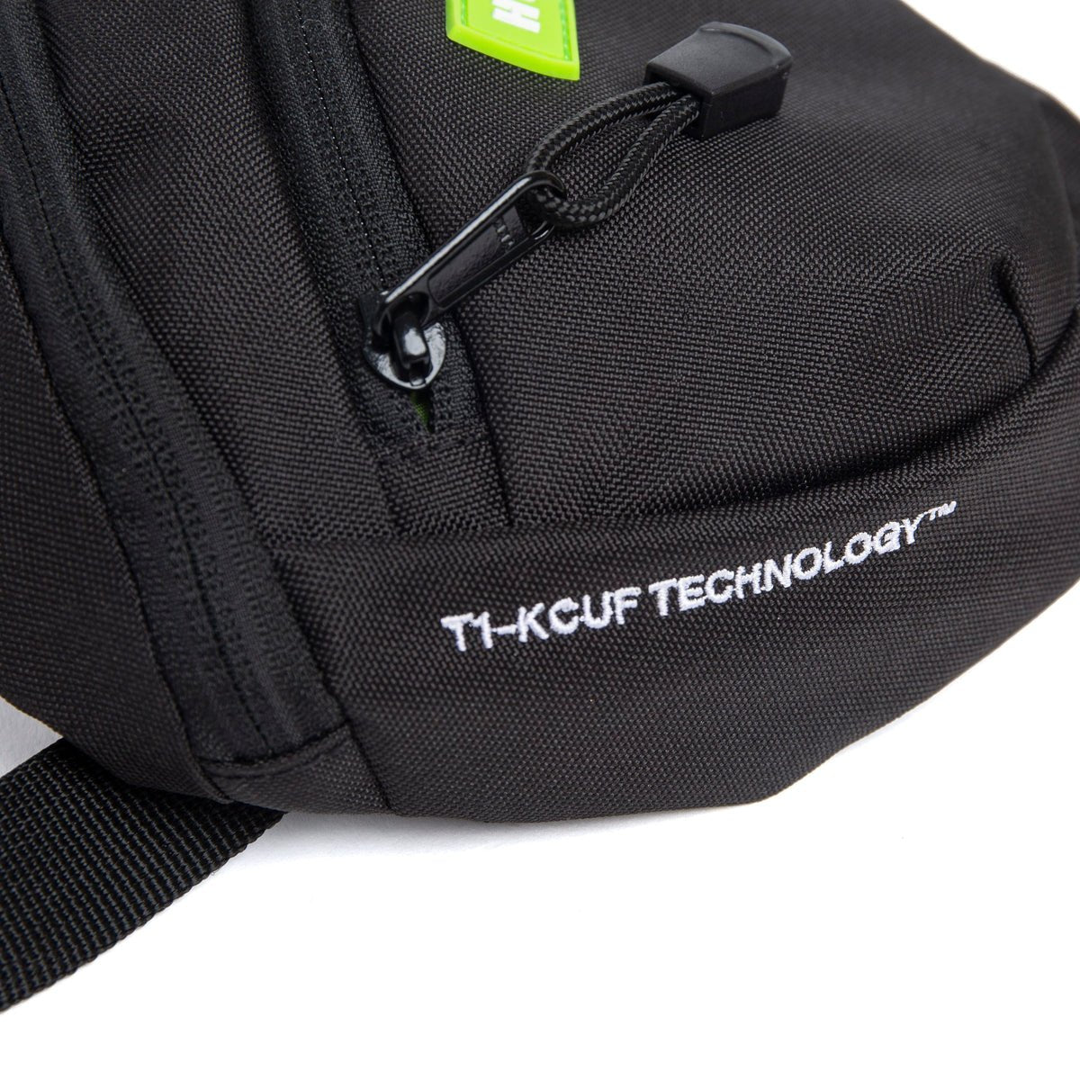 SAC BUNKER SHOULDER HUF - DM2 SHOP