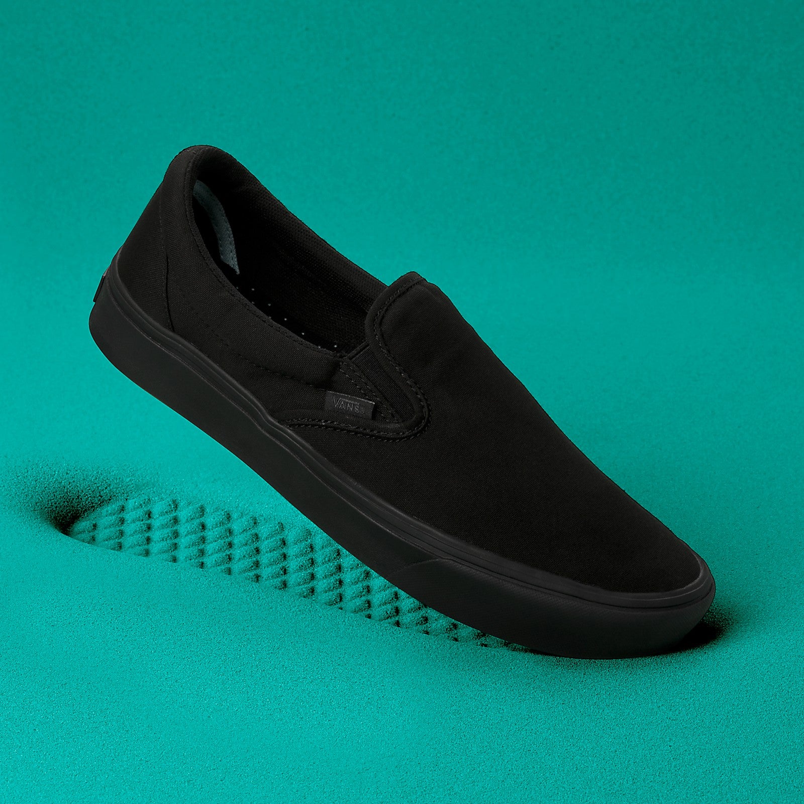 SLIP - ON COMFY CUSH VANS UNISEXE, NOIR - DM2 SHOP